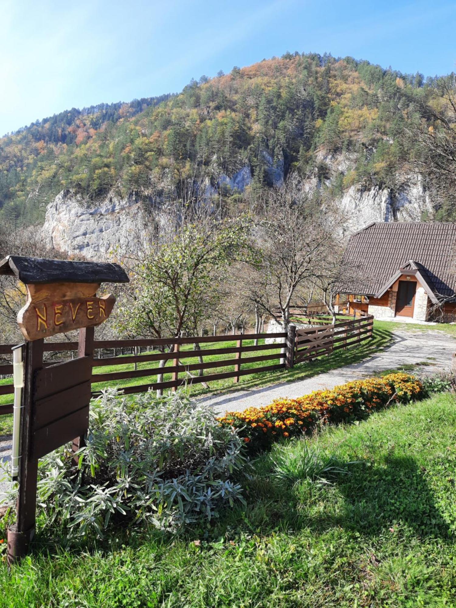 Vila Vikendica Neven Zaovine Exteriér fotografie