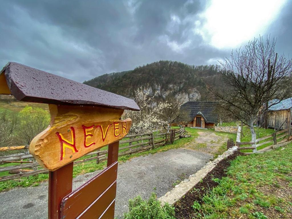 Vila Vikendica Neven Zaovine Exteriér fotografie